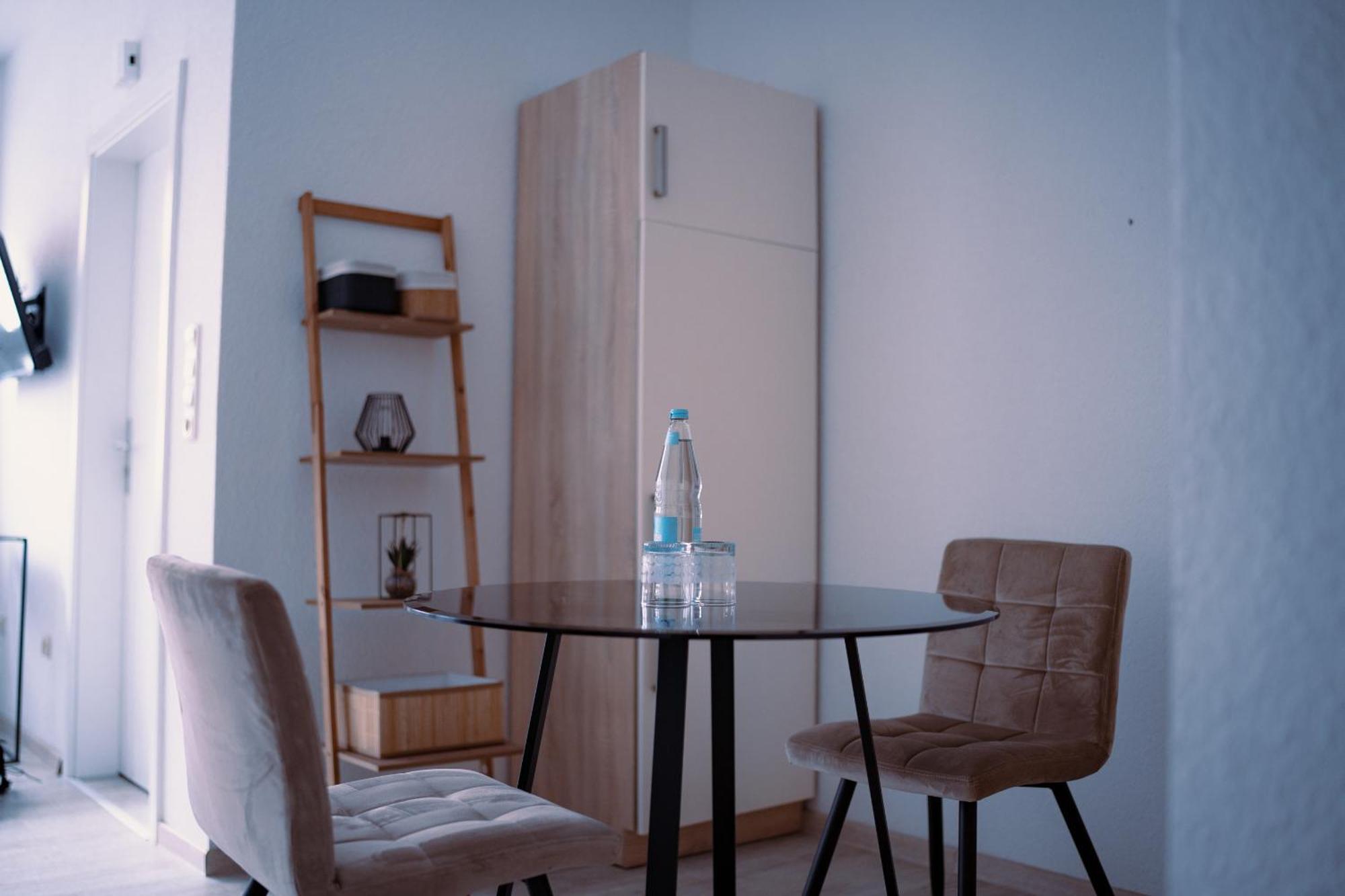 Schoenes Apartment In Der Altstadt , Kostenlose Parkplaetze In Der Naehe Emden Exterior foto
